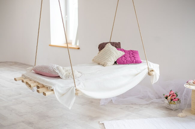 3. Hangend bed