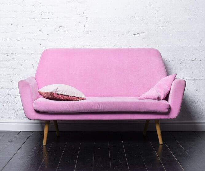 roze sofa