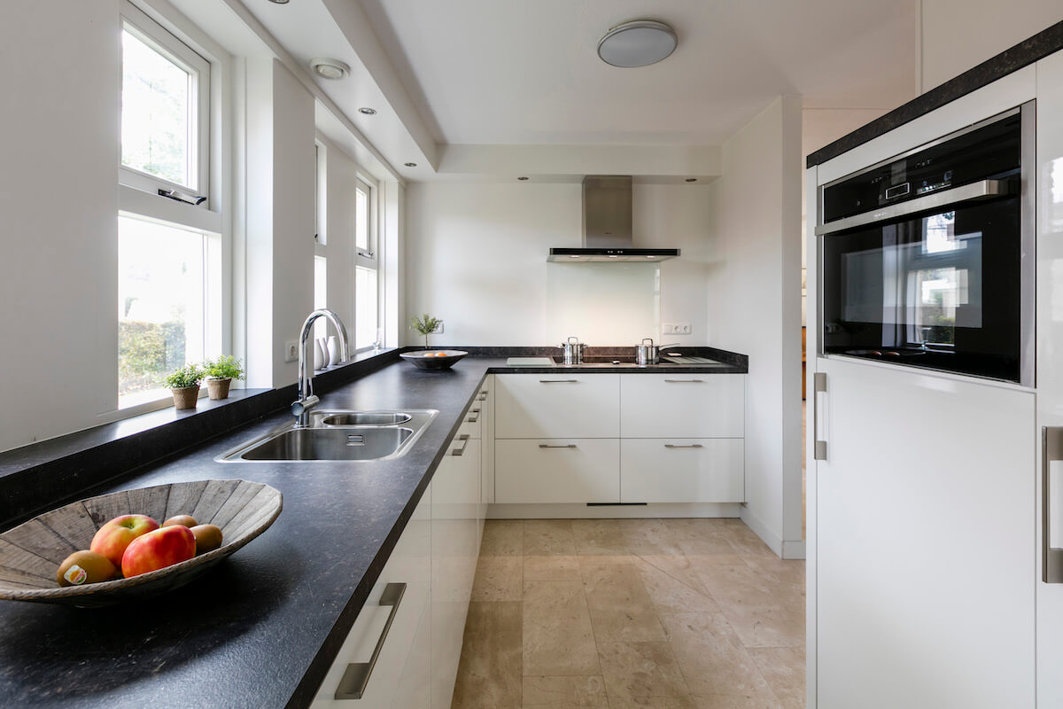 witte keuken modern